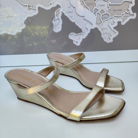 Stuart Weitzman Aleena 50 Wedge Sandals Gold Leather Size 10 - Picture 10 of 14
